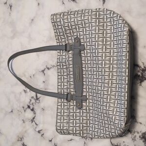 Tommy Hilfiger White and Gray shoulder bag